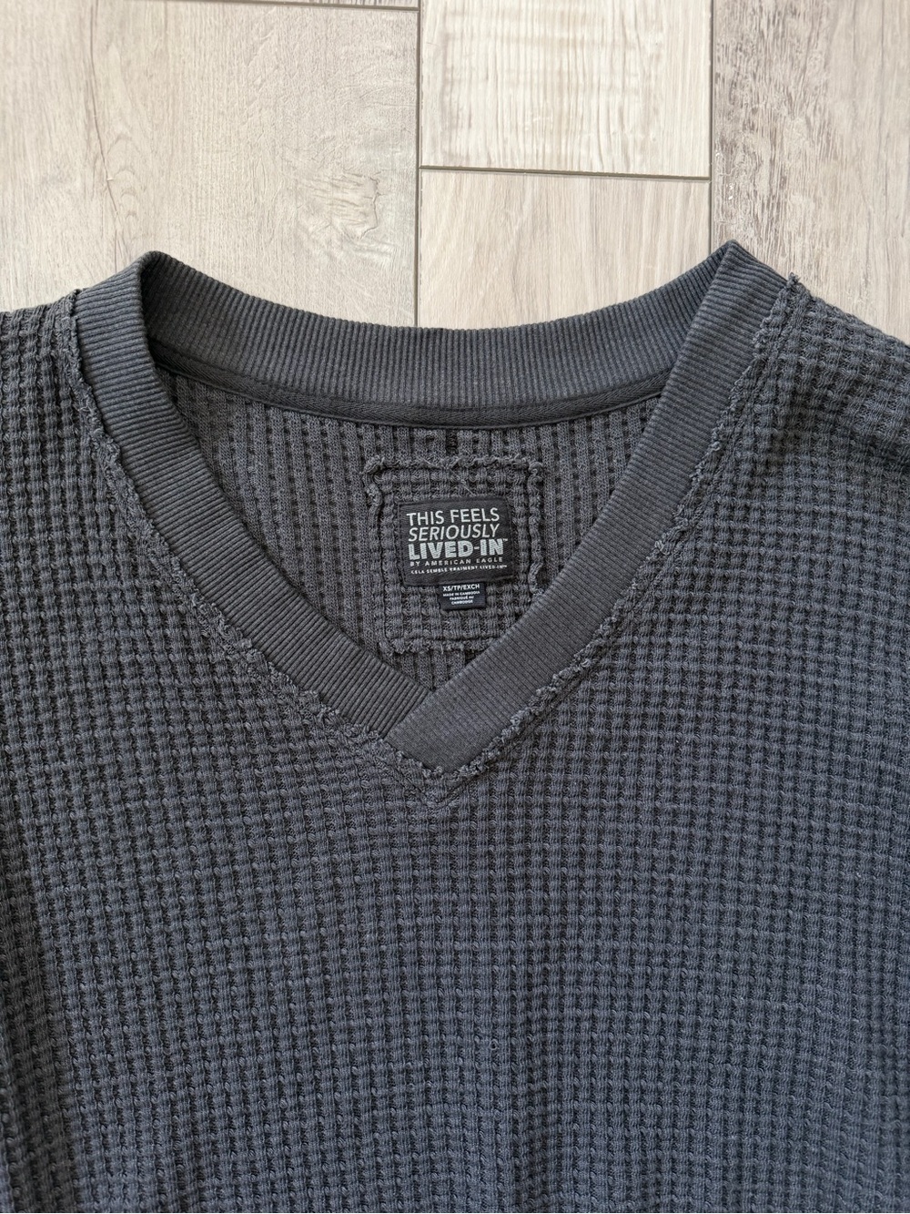 American Eagle This Feels Seriously Lived In Big Hug Waffle Oversized Crew xs - Picture 6 of 10